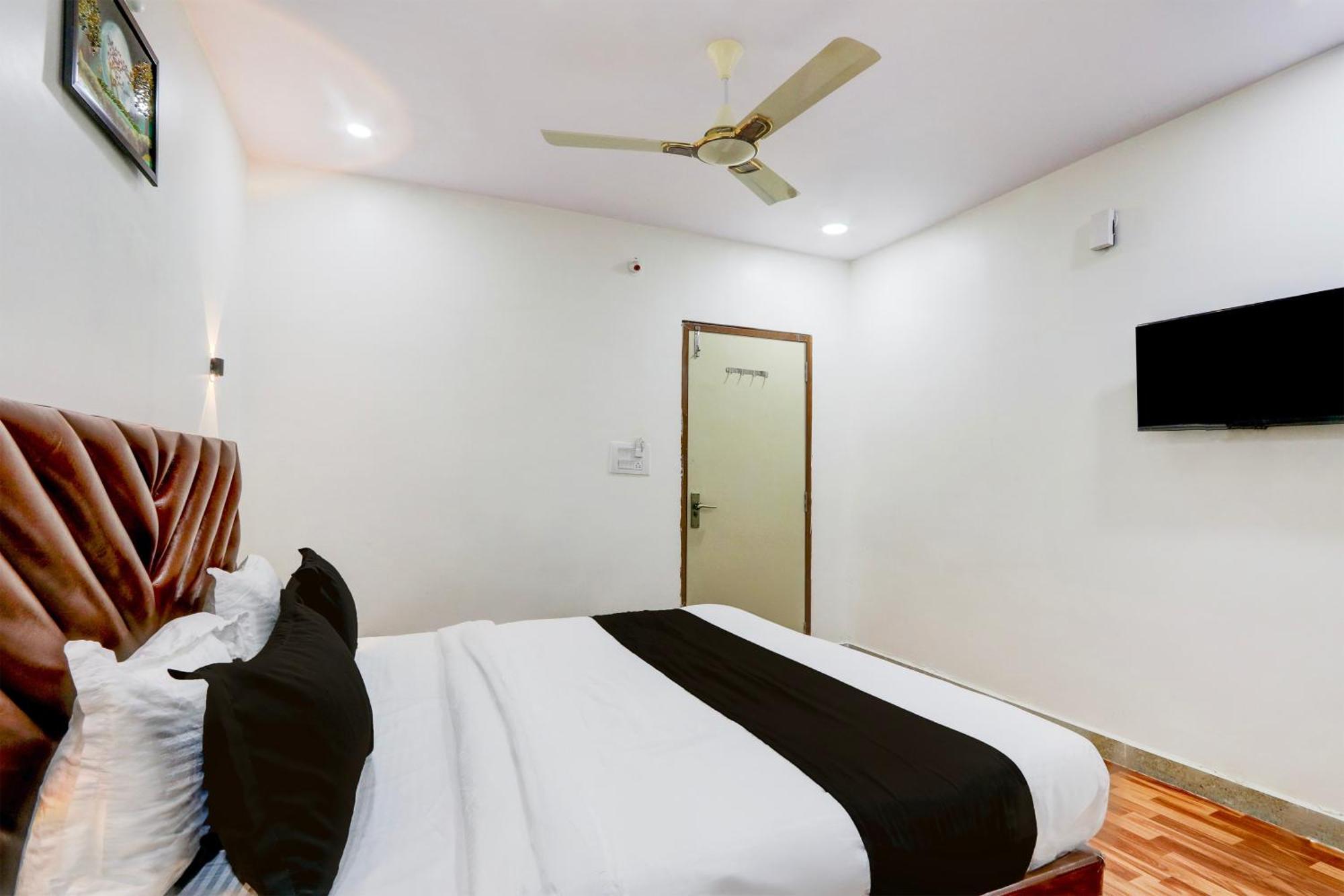 Patancheru Hotel O Rms Grand מראה חיצוני תמונה