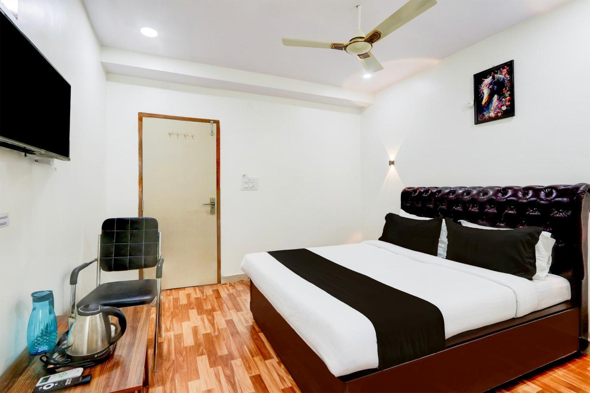 Patancheru Hotel O Rms Grand מראה חיצוני תמונה
