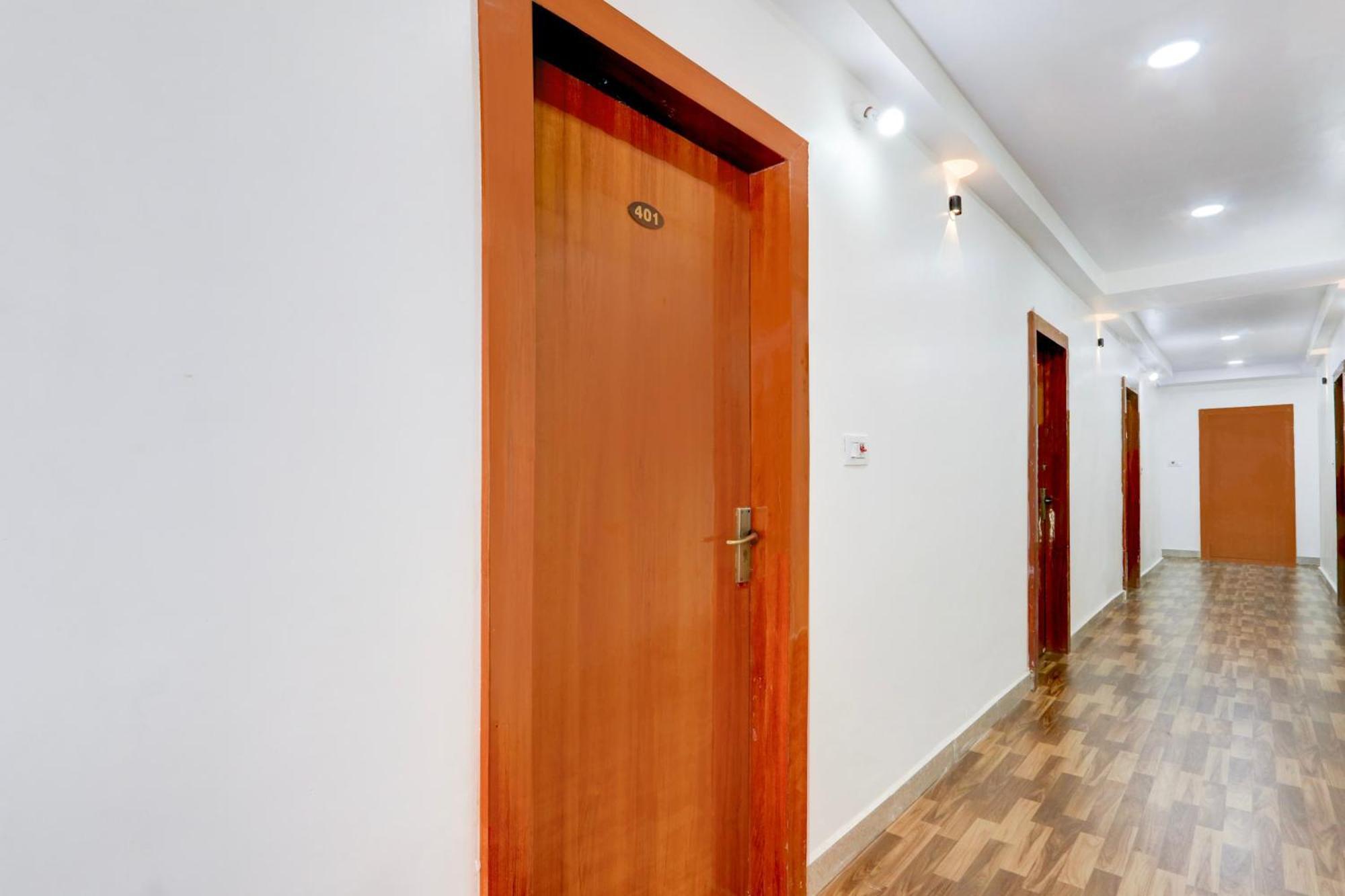 Patancheru Hotel O Rms Grand מראה חיצוני תמונה